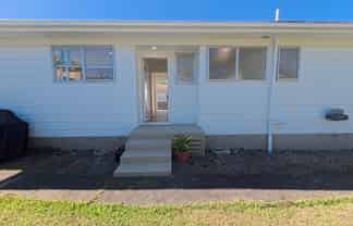 81 Glenvar Road, Torbay