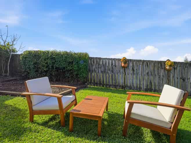 2/5 Milwaukee Place, Glendene