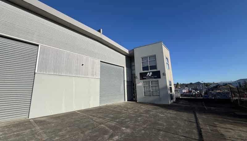 2/10 Enterprise Drive, Henderson