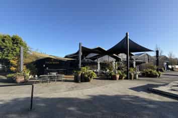 Premium Restaurant Premises with Modern Fitout