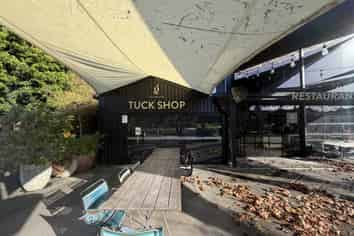 Premium Restaurant Premises with Modern Fitout