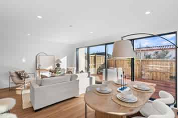 6/70 Isleworth Road, Bishopdale
