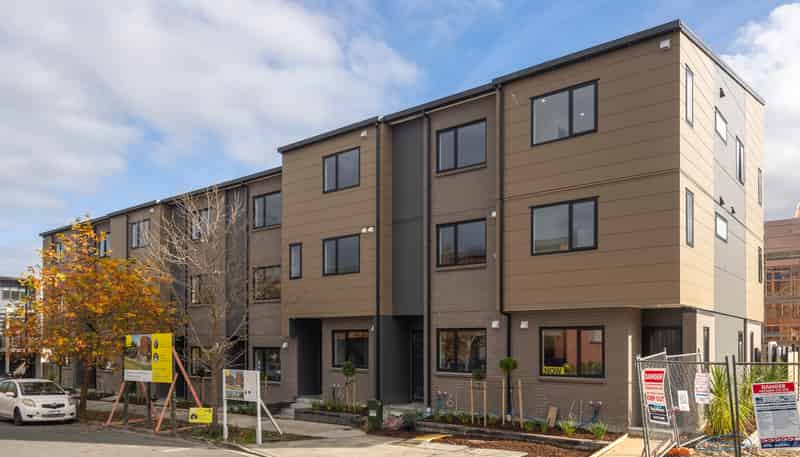 Lot 2/20 Falcon Crescent, Hobsonville