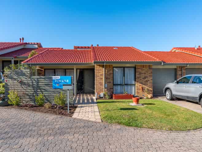 5 Ashford Mews, Flagstaff