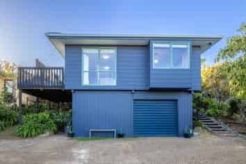 13 Tetley Road, Surfdale