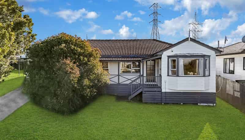 52 Keegan Drive, Massey