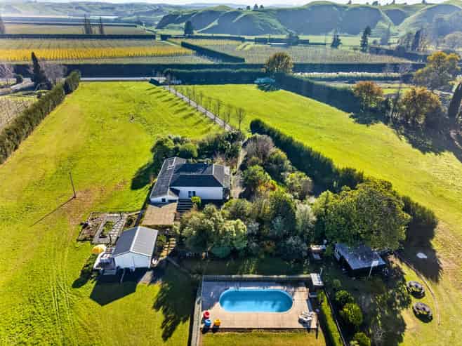 1685 Korokipo Road, Fernhill