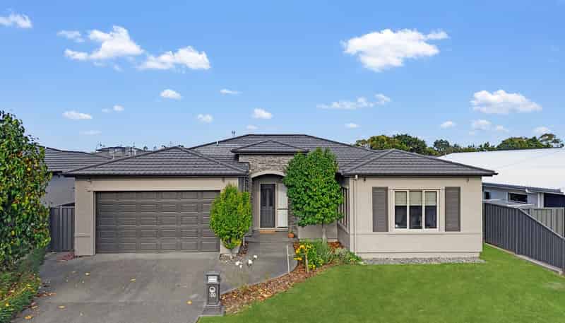 100 Hunter Drive, Awatoto