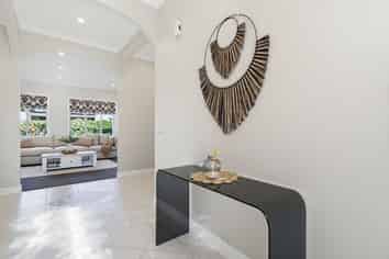 100 Hunter Drive, Awatoto