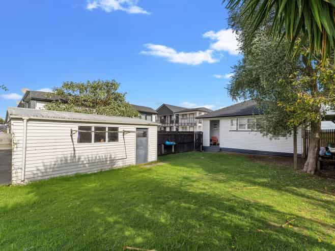 101  Porchester Road, Papakura
