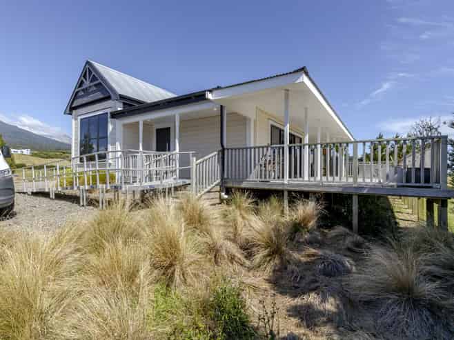 Taranaki - Address withheld