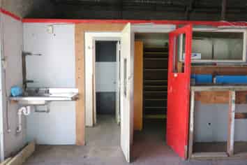 CENTRALLY LOCATED WORKSHOP