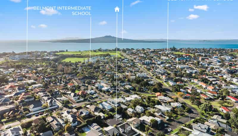 8 Creamer Avenue, Belmont