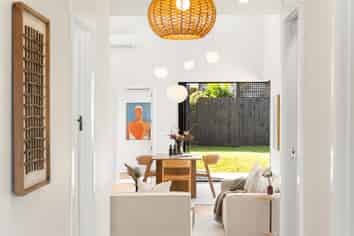 8 Creamer Avenue, Belmont