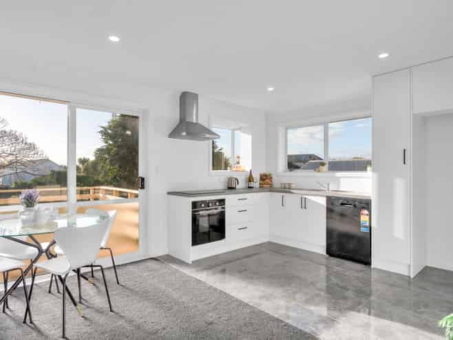 41 Rowan Avenue, Aranui