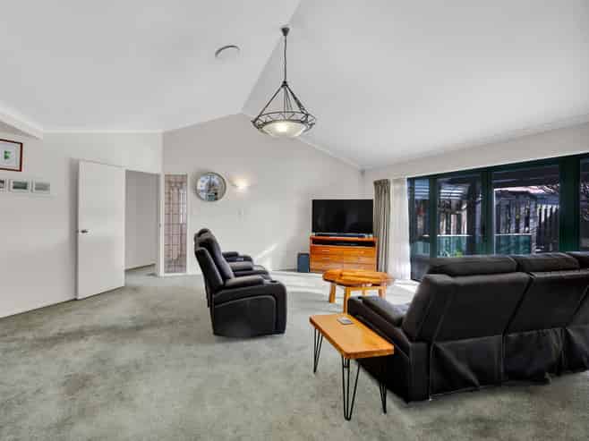 190 Glover Road, Hawera