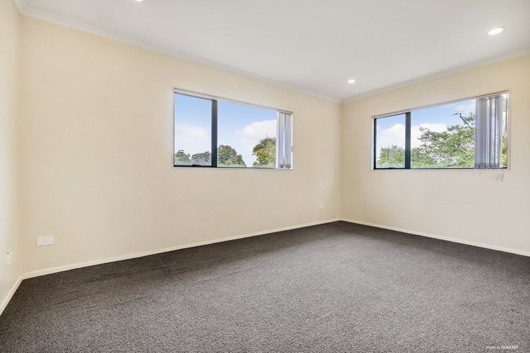 Furnished 2 Bedroom Unit in Papatoetoe - Więcej