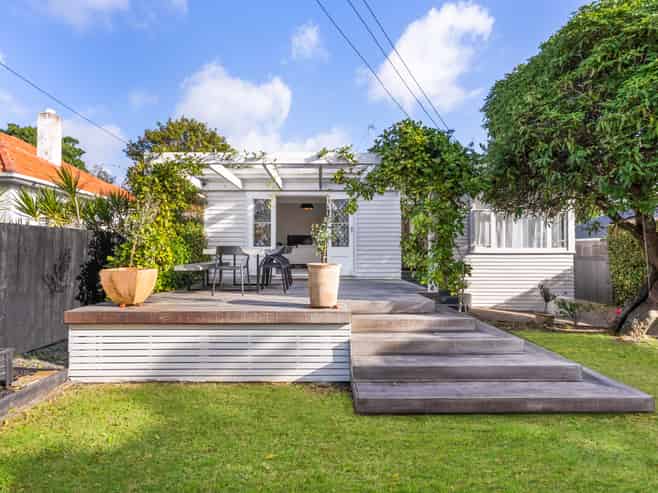 30 Margaret Avenue, Mount Albert
