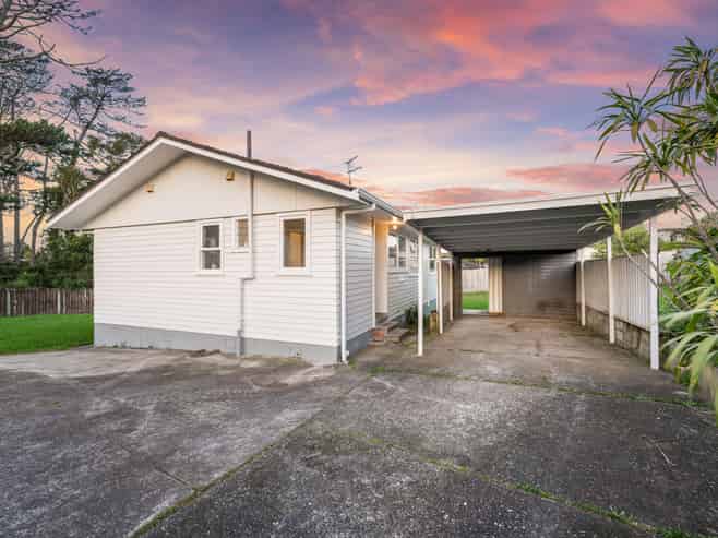 19 Thornlow Street, Glendene