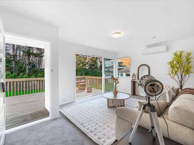 19 Thornlow Street, Glendene