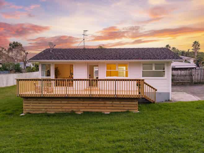 19 Thornlow Street, Glendene