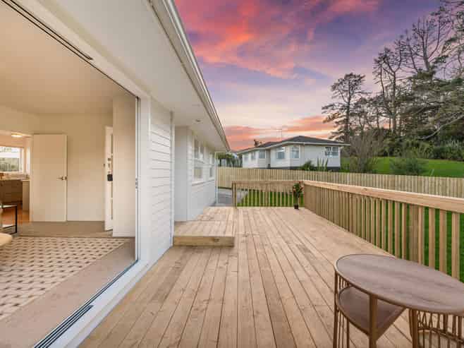 19 Thornlow Street, Glendene