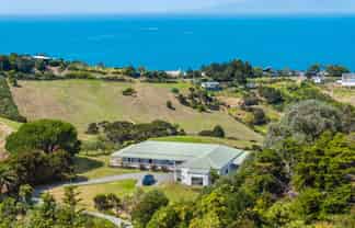 123 Sea View Road, Ostend
