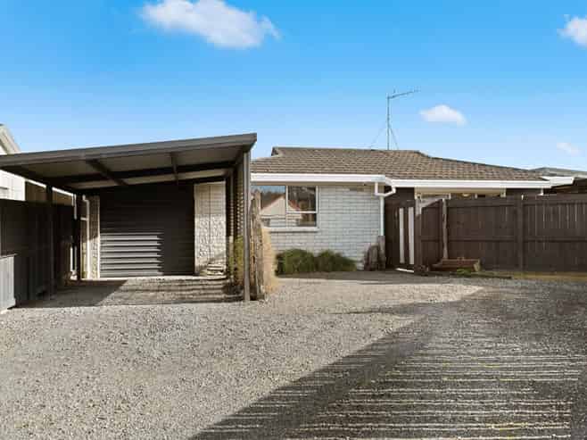 15A Sandalwood Drive, Dinsdale