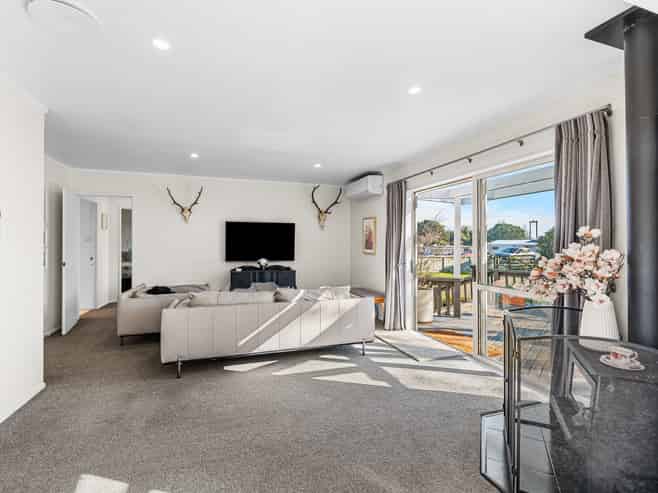 467 Clarks Beach Road, Waiau Pa