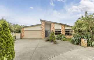 18 Pukemere Way, Pukerua Bay