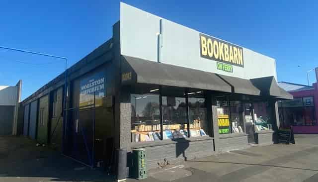 374 Ferry Road, Woolston