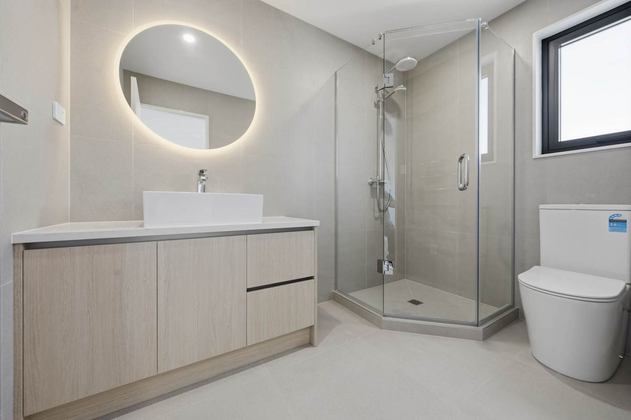 Brand-New Freehold Home in Macleans Zone - Fler