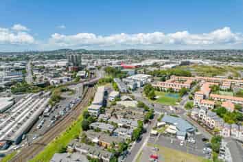 12/1 Melview Place, New Lynn