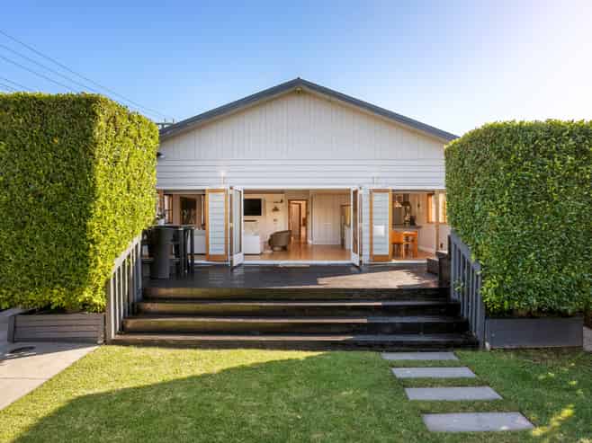 39 Renfrew Avenue, Sandringham