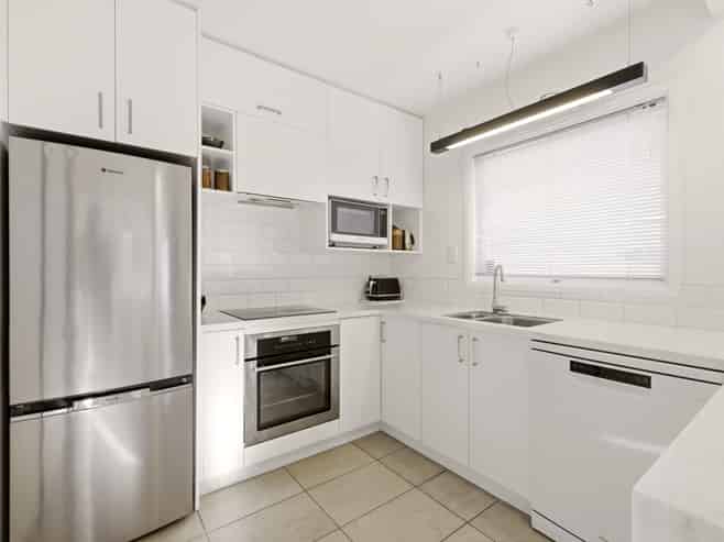 76A Memorial Avenue, ILAM