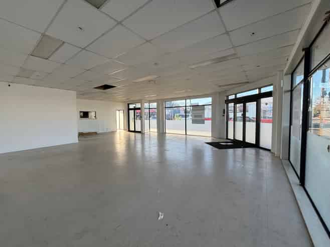 Hospitality or Retail Opportunity 