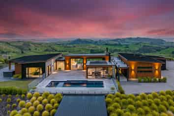 155 Whakaroa, Kinloch