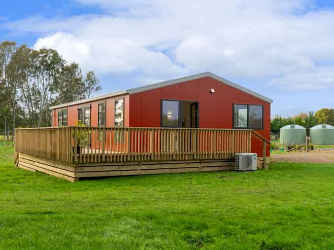 40A Garth Road, LEVIN