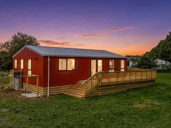 40A Garth Road, LEVIN