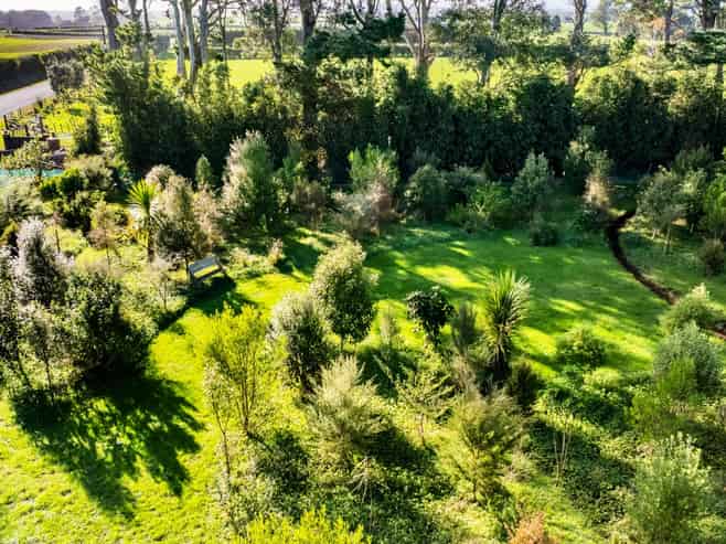 164 Cross Road, Lepperton