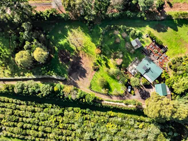 164 Cross Road, Lepperton