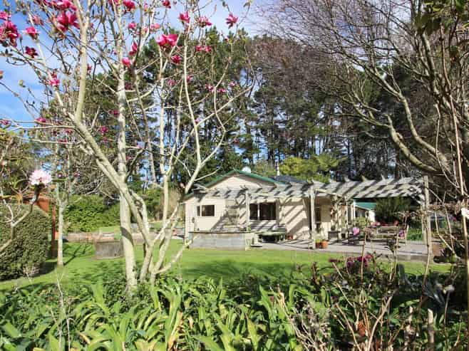 164 Cross Road, Lepperton