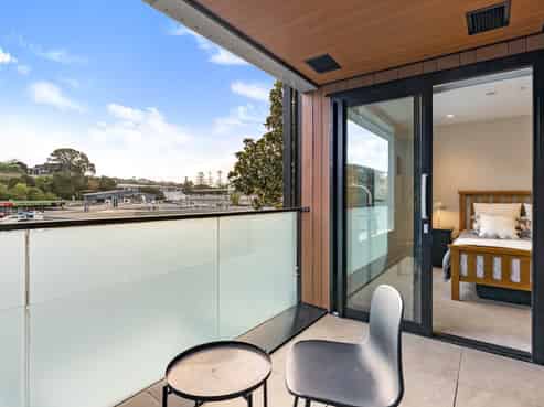 106/4 Bute Road, Browns Bay