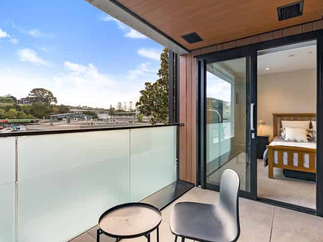 106/4 Bute Road, Browns Bay