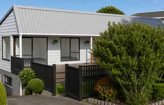 64 Sartors Avenue, Browns Bay