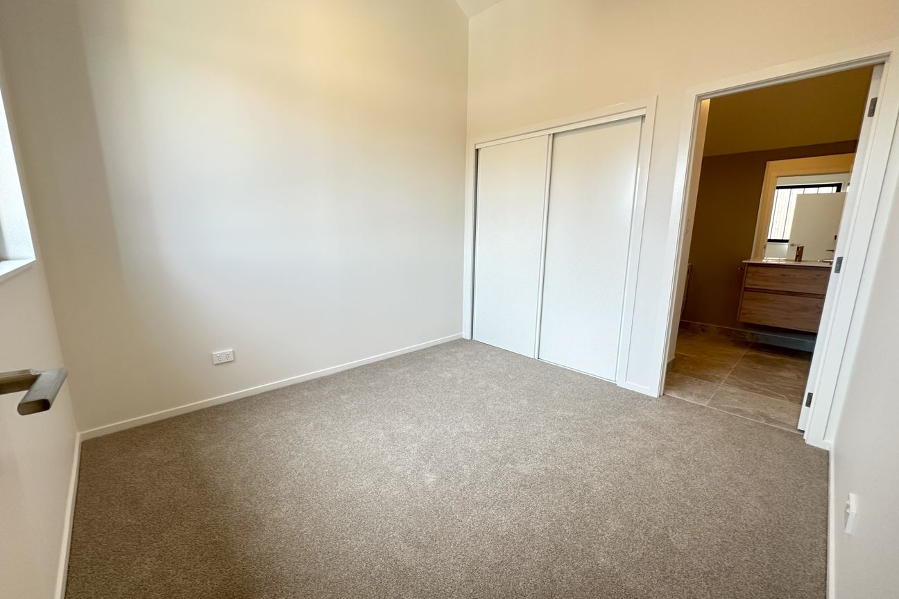Near-New Three Bedroom Home in Glendowie - Vista 6