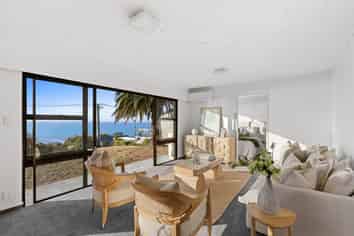 33 Tuawera Terrace, Clifton