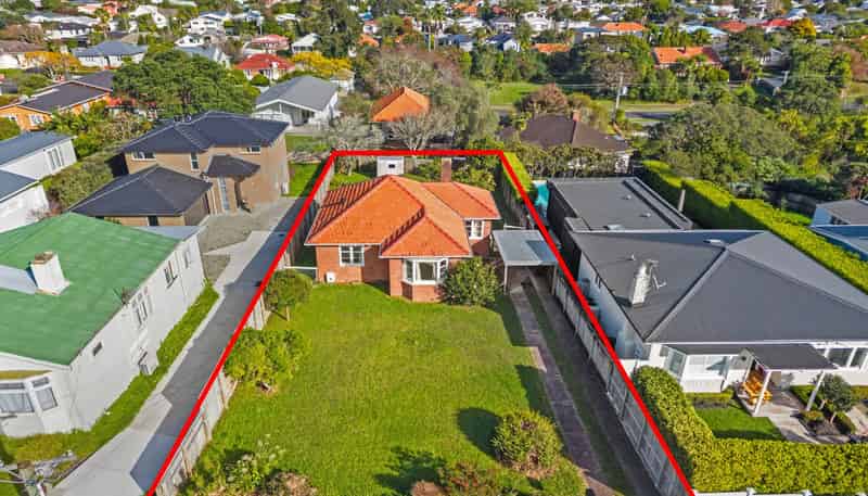 64 Moa Road, Point Chevalier