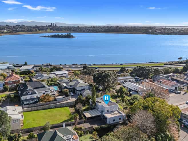 97 Fourth Avenue, Tauranga Central