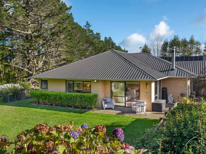 108 Paremoremo Road, Lucas Heights